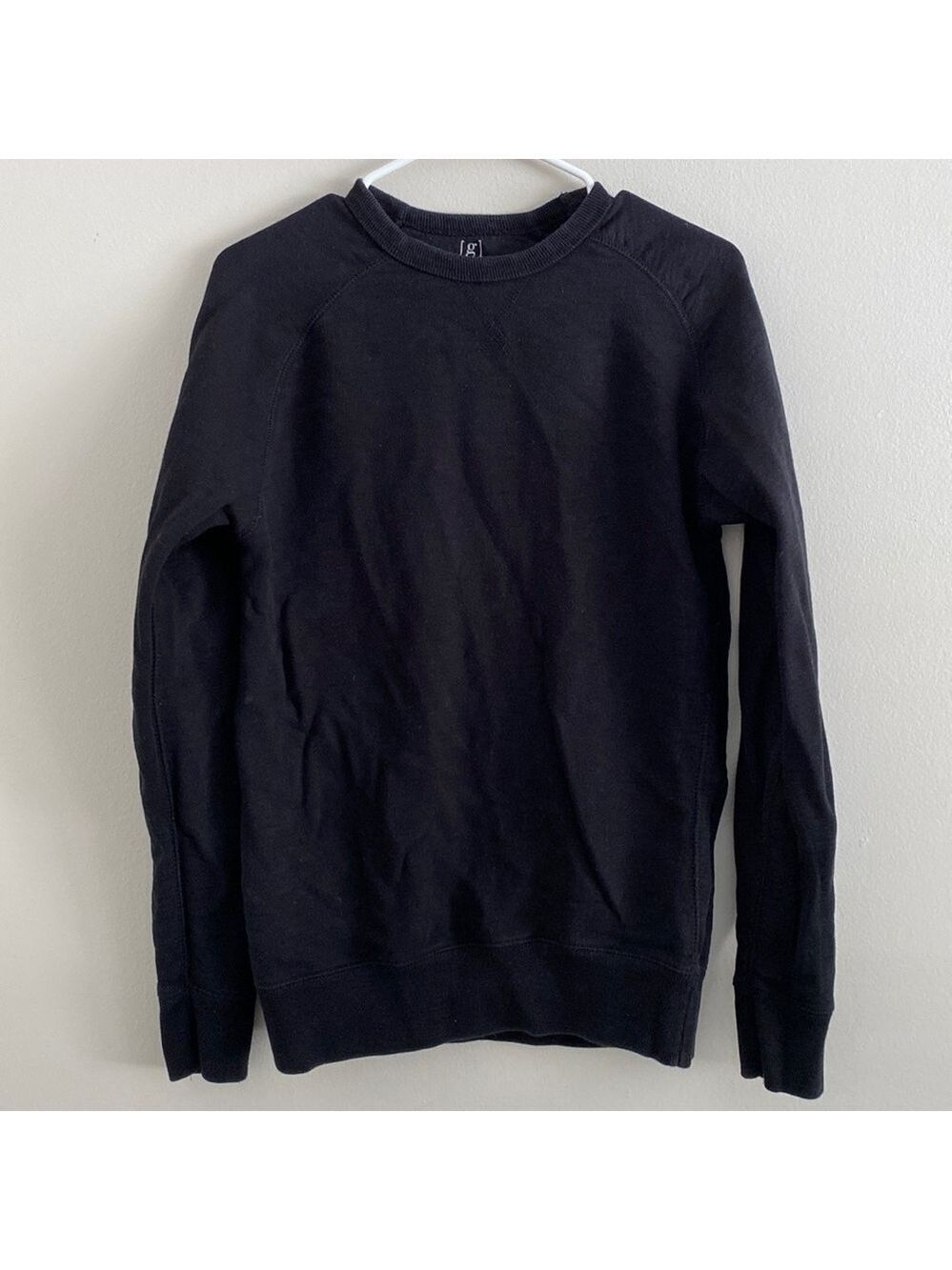 Plain black sweatshirt